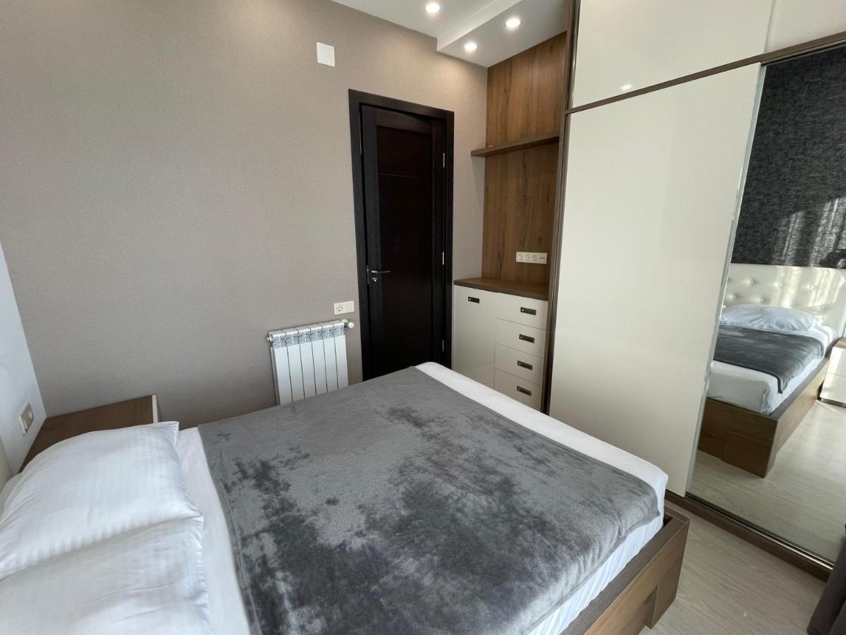 Apartments At Like House Batumi Exterior photo