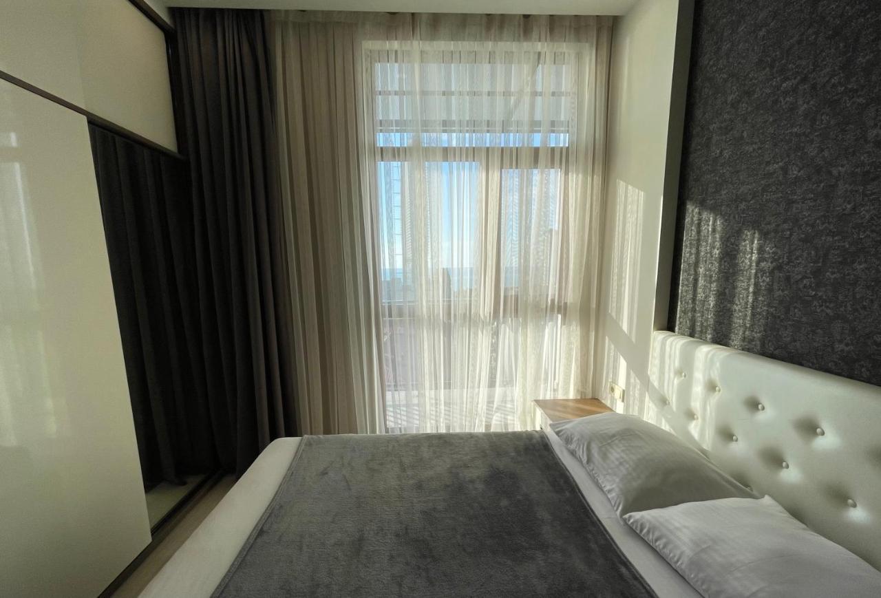 Apartments At Like House Batumi Exterior photo